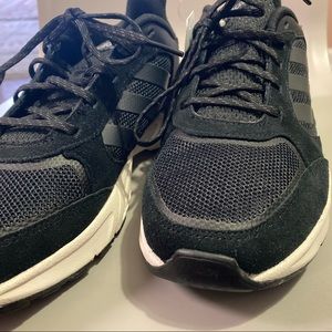 ADIDAS 90S Valasion Womens Sneakers Shoes Casual - black